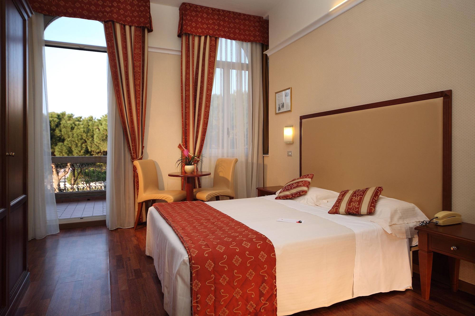 Villa Adriatica Ambienthotels Rímini Exterior foto